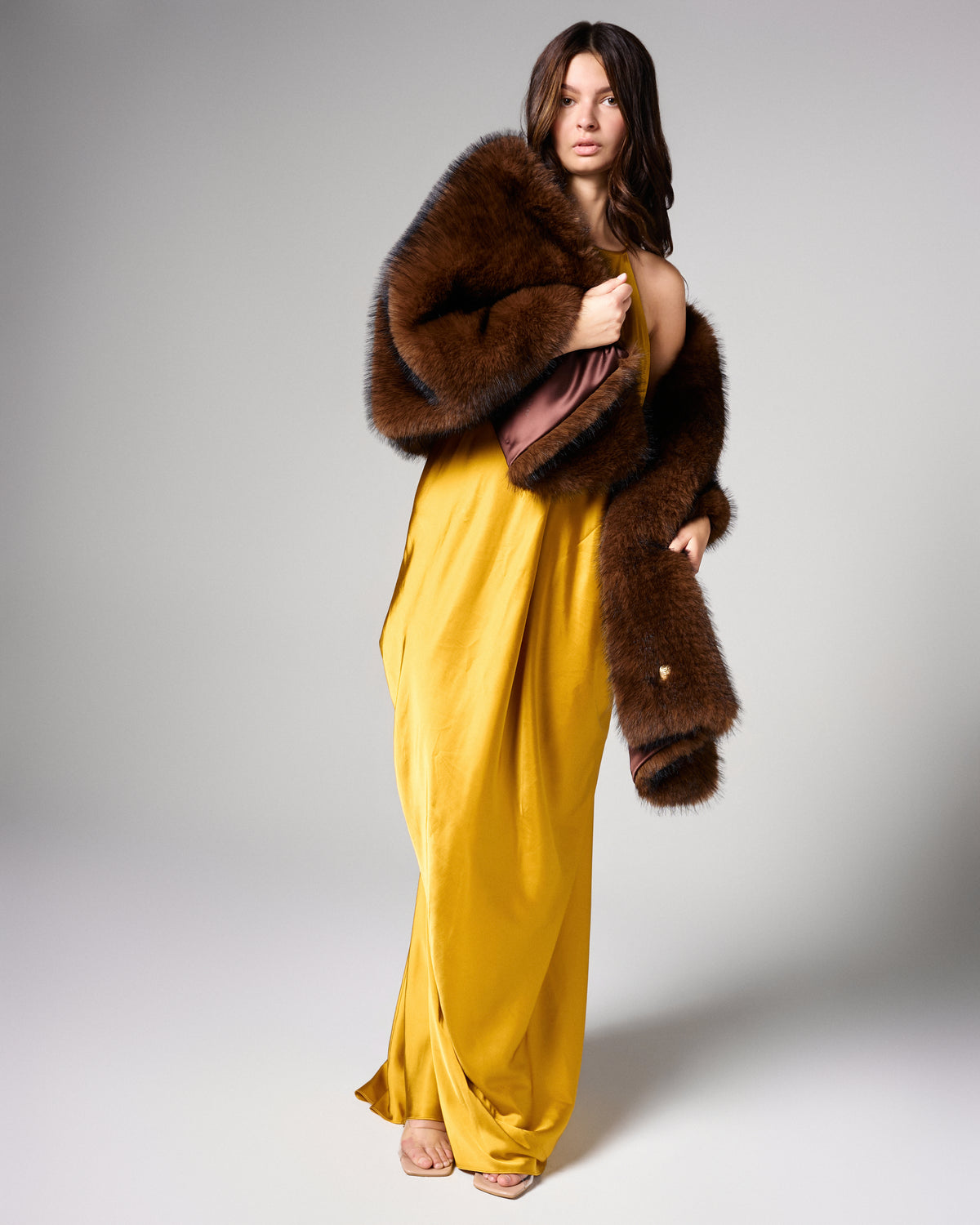 WRAP SCARF- GRIZZLY